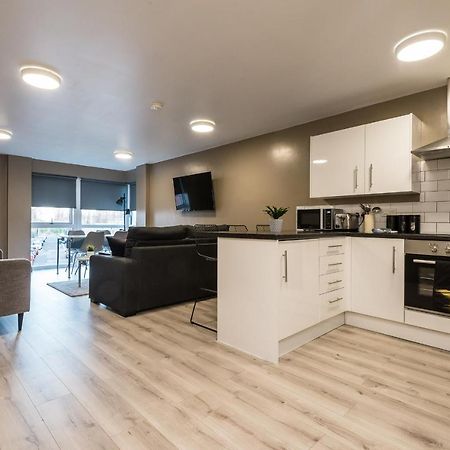 Host Apartments - Spacious 3 Bed Apartment With 3 Ensuites Ліверпуль Екстер'єр фото