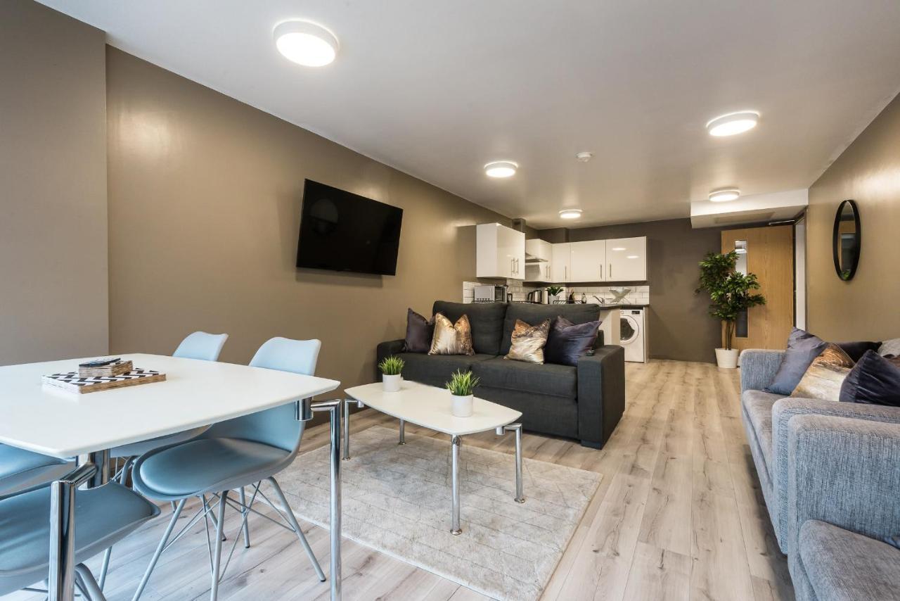 Host Apartments - Spacious 3 Bed Apartment With 3 Ensuites Ліверпуль Екстер'єр фото
