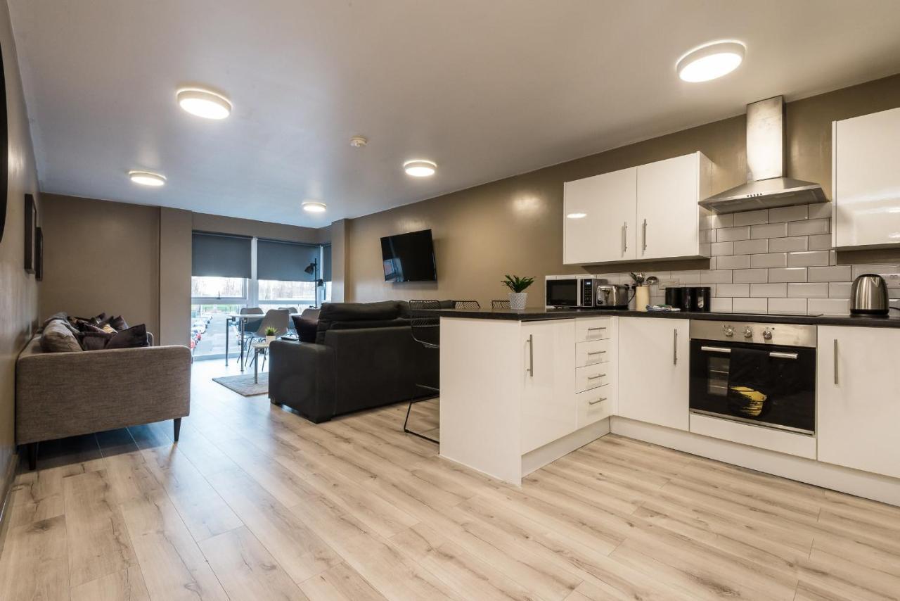 Host Apartments - Spacious 3 Bed Apartment With 3 Ensuites Ліверпуль Екстер'єр фото
