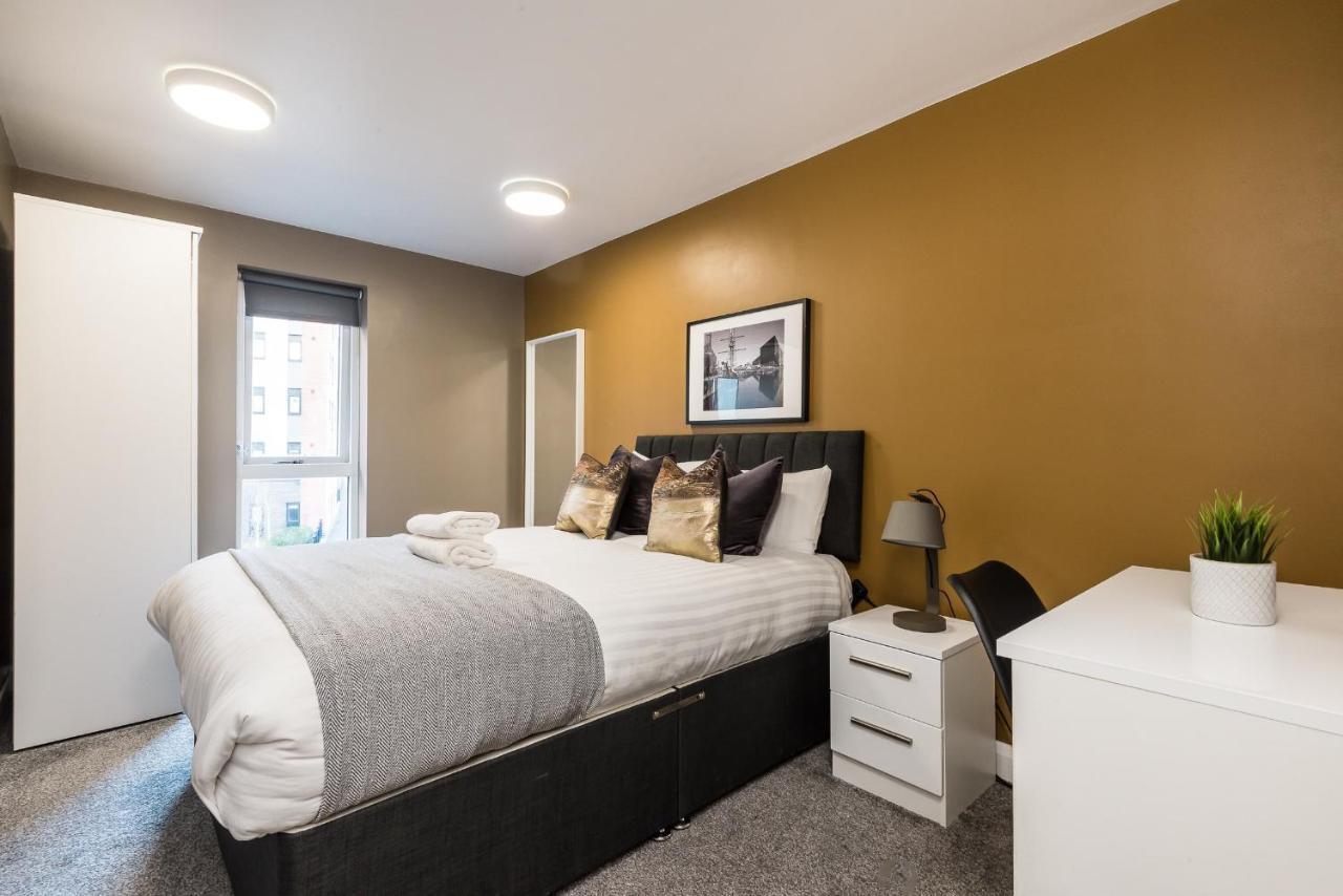 Host Apartments - Spacious 3 Bed Apartment With 3 Ensuites Ліверпуль Екстер'єр фото